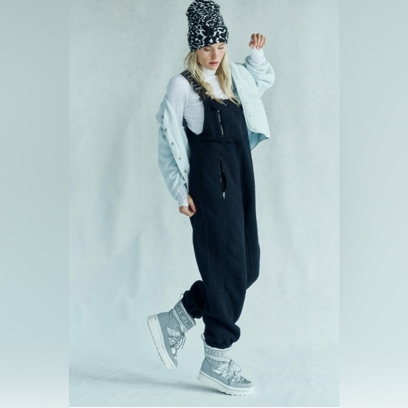Free People Hit the Slopes Salopette Size Large NWT